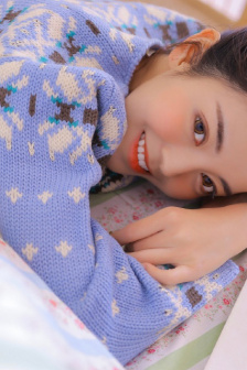女裸全身无奶罩内裤内衣内裤